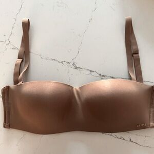 SKIMS Wireless Form Strapless Bra 32dd Sienna